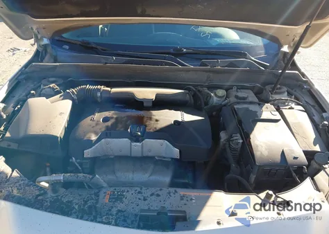 2015 Chevrolet Malibu 1Lt из США, поврежденный, VIN 1G11C5SL0FF342109